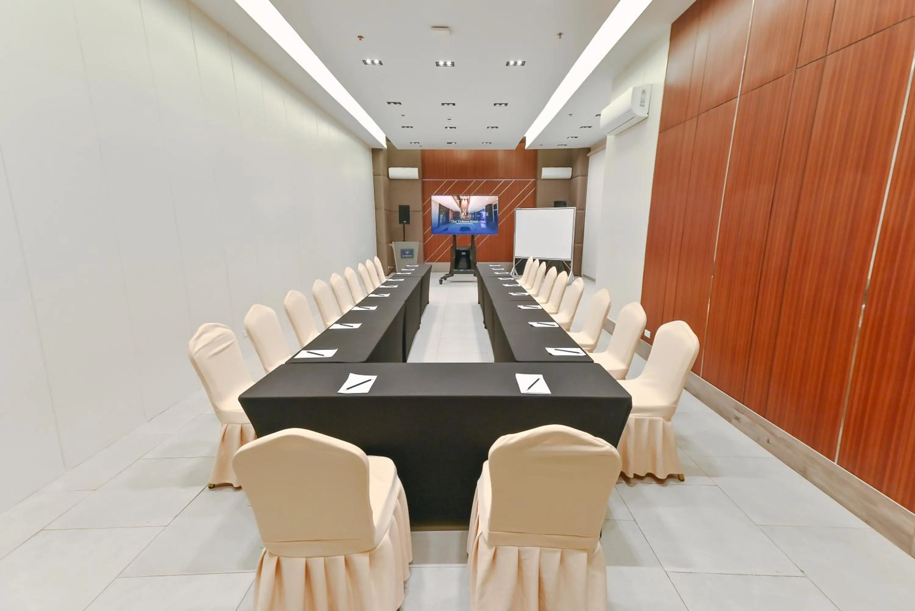 Banquet/Function facilities in The Tribute Hotel