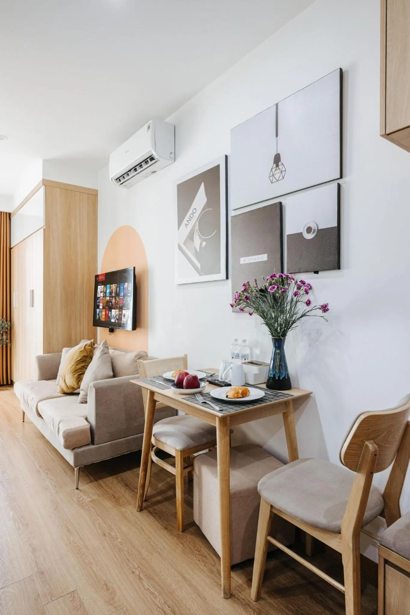 TV and multimedia in The Euphoria Sophisticated Style - Stay 24h