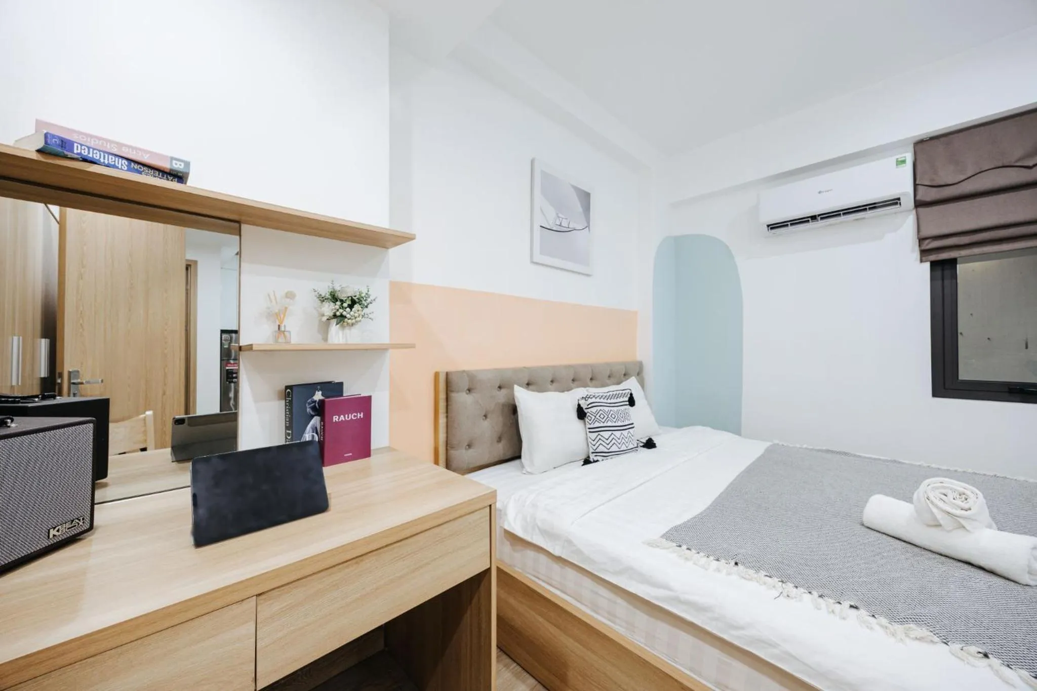 Bed in The Euphoria Sophisticated Style - Stay 24h