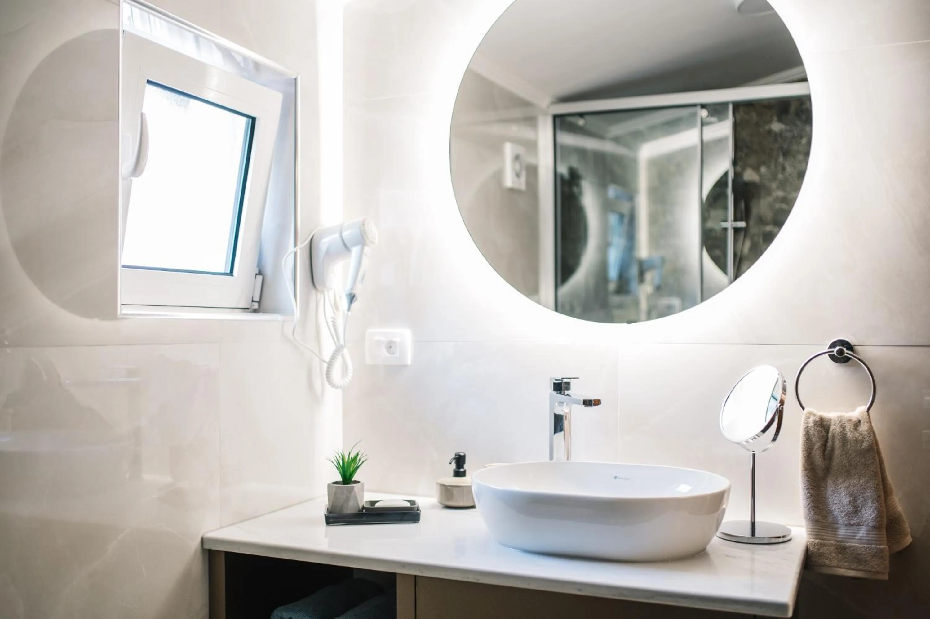 Shower in Villa Oleander