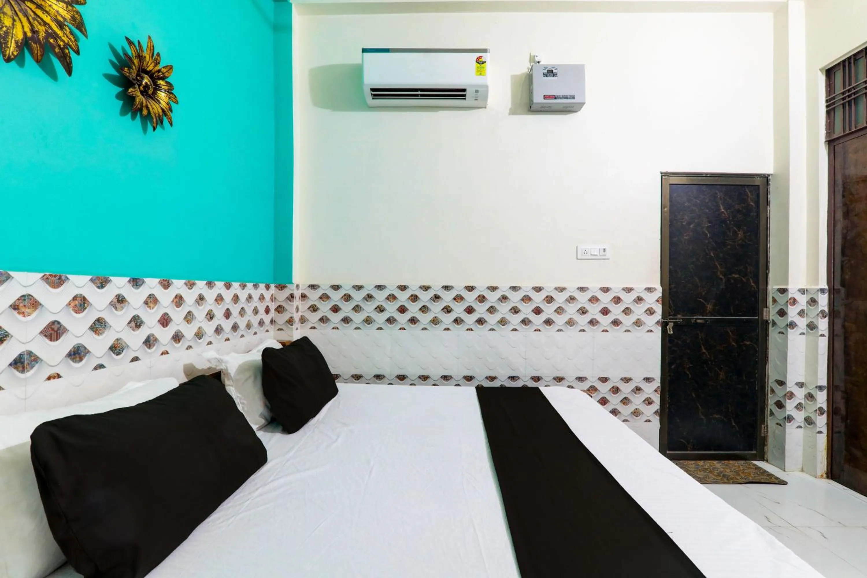 Bedroom, Bed in Hotel O Ramadhya Palace