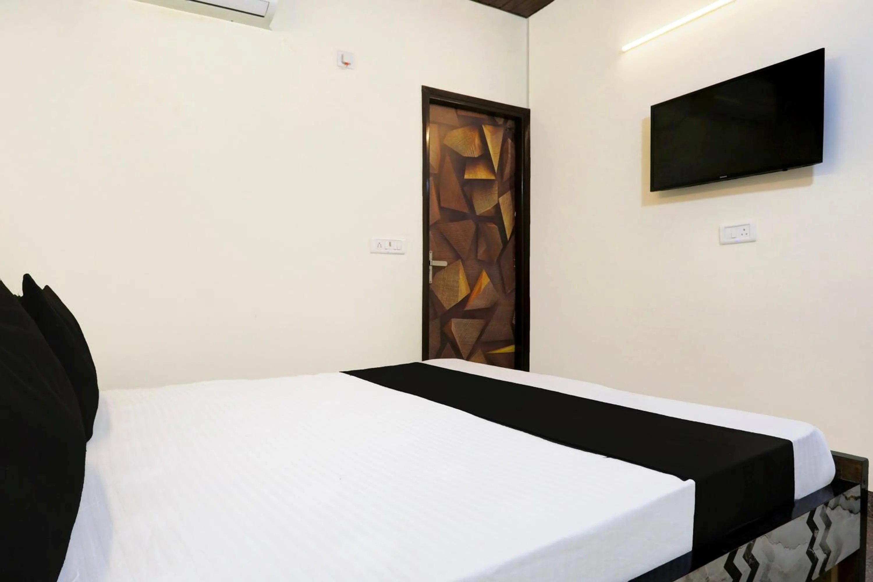 Bedroom, Bed in Hotel O Dream Residency