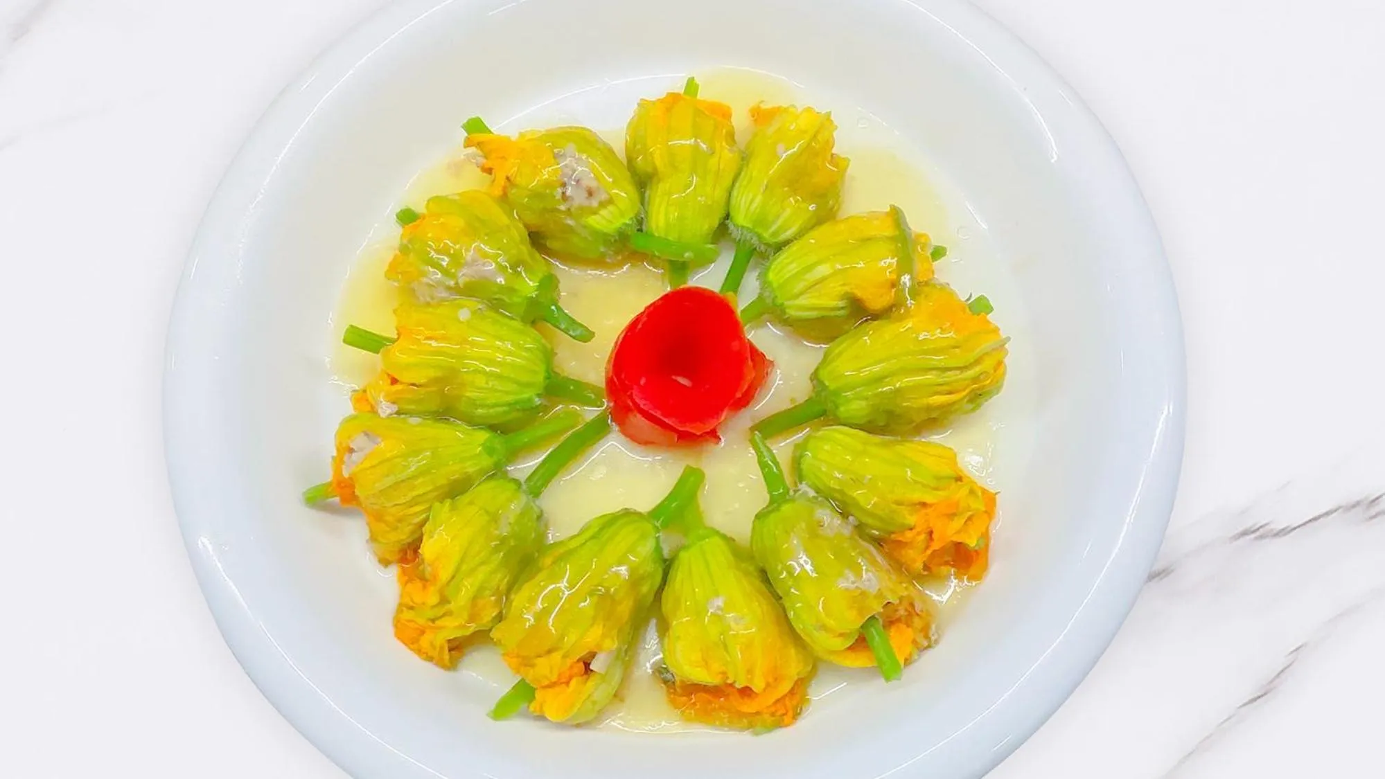 Restaurant/places to eat in Yangshuo Riverside Resorts Hotel