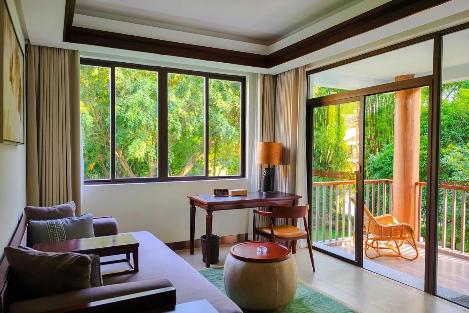 Balcony/Terrace in Yangshuo Riverside Resorts Hotel