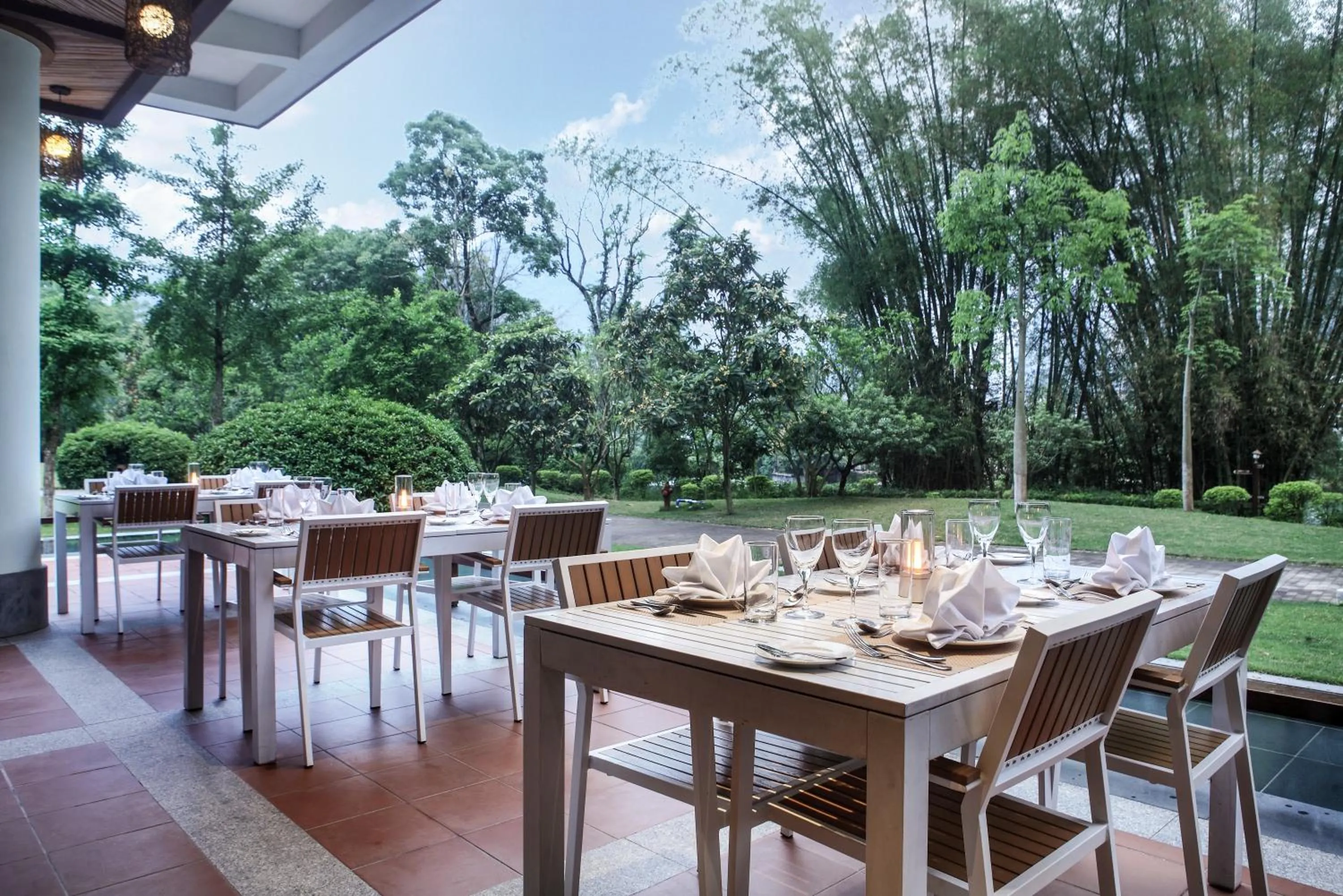 Restaurant/places to eat in Yangshuo Riverside Resorts Hotel