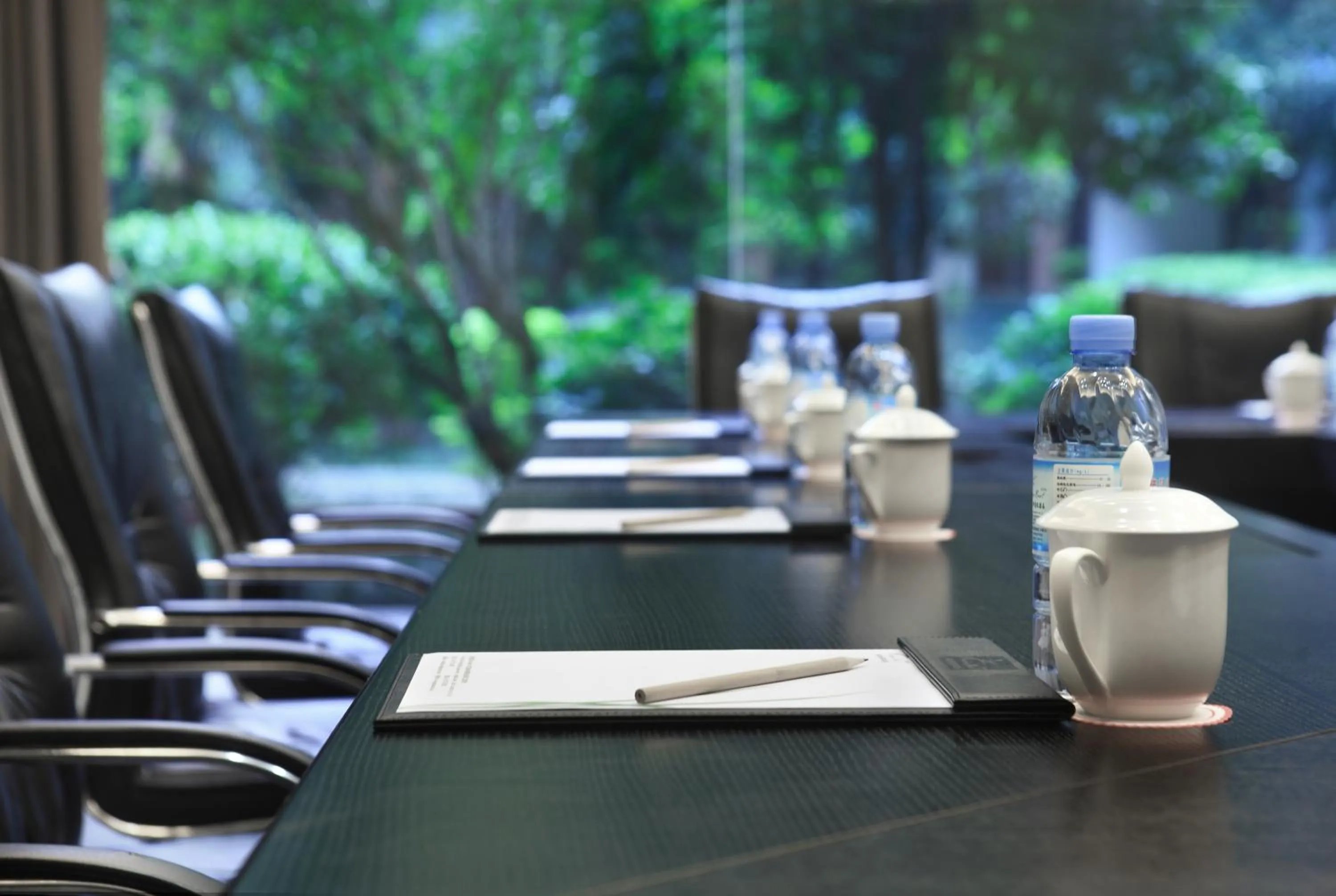 Meeting/conference room in Yangshuo Riverside Resorts Hotel