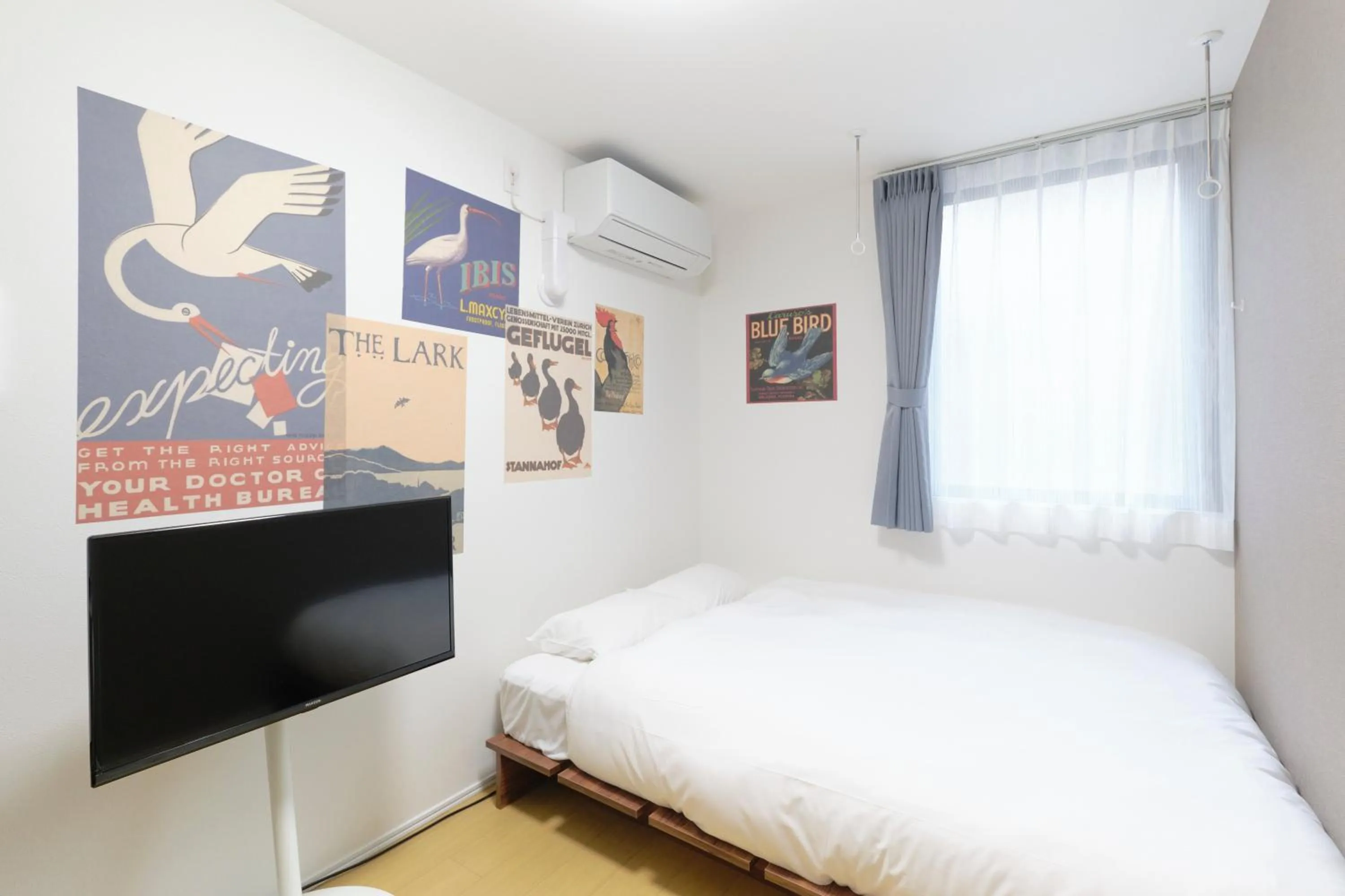 Bed in Maison Asch Ikebukuro by Tranova