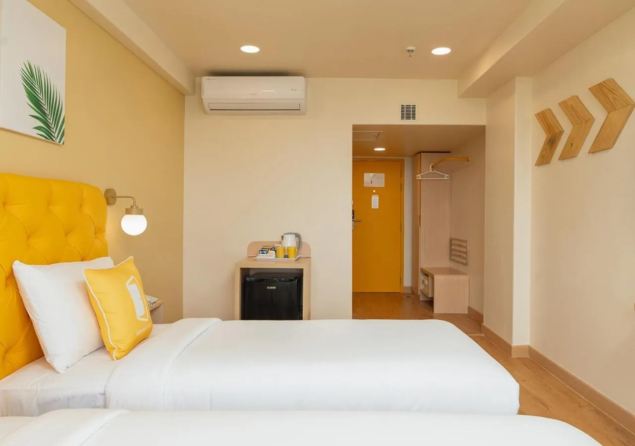 Bedroom, Bed in Bloom Hotel - SG Highway