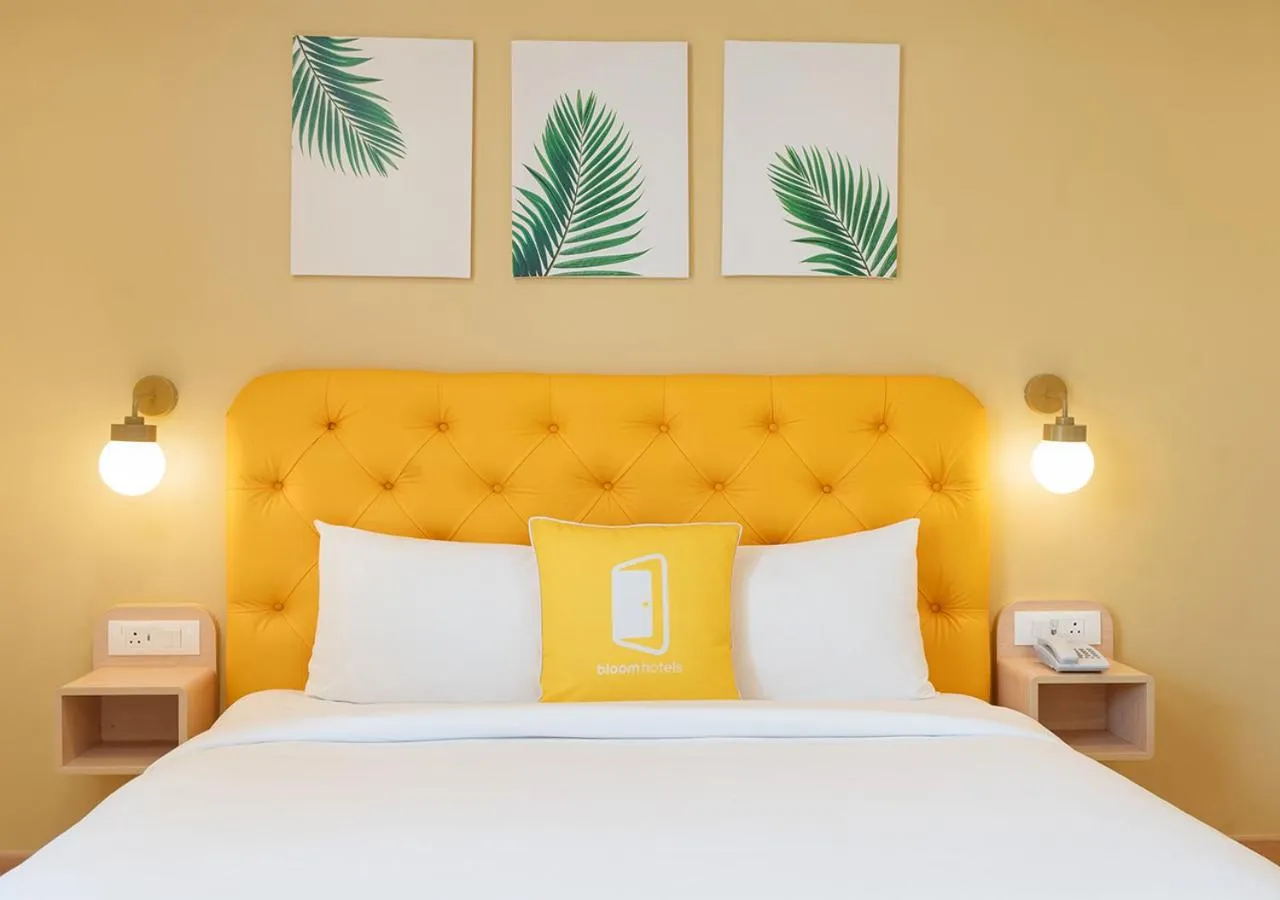 Bedroom, Bed in Bloom Hotel - SG Highway