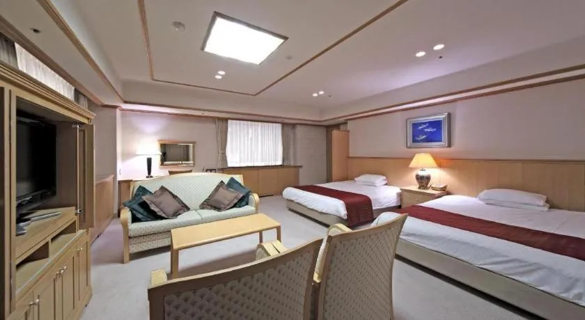 Bed in Gifu Grand Hotel