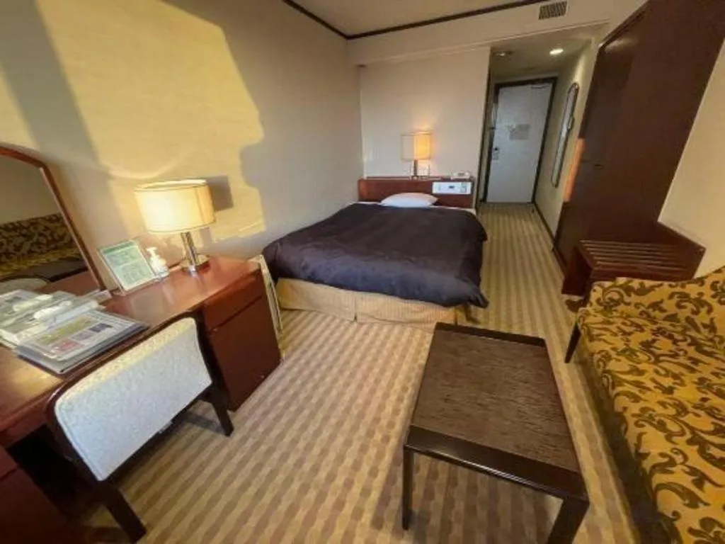 Bed in Gifu Grand Hotel