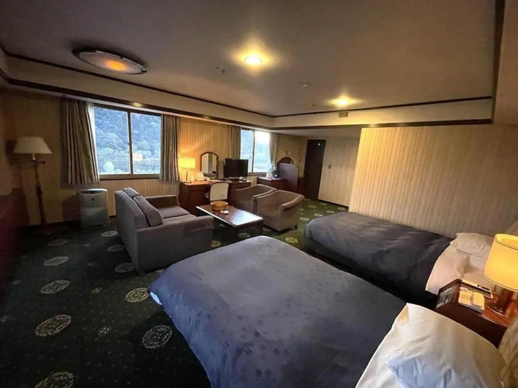 Bed in Gifu Grand Hotel