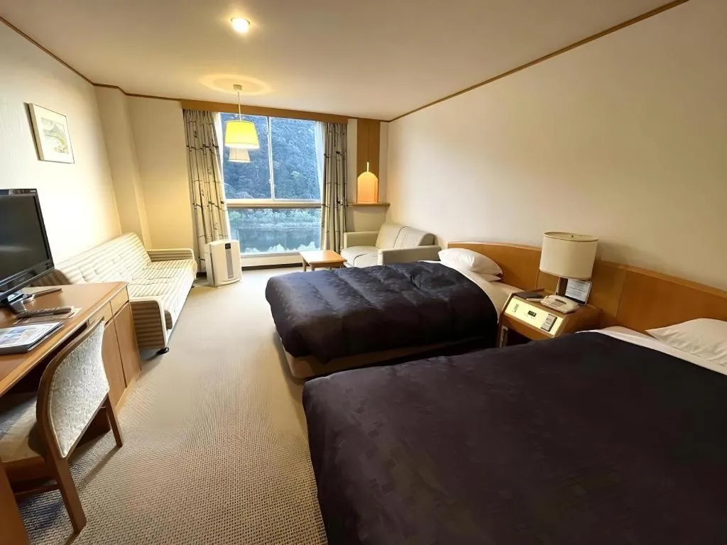 Bed in Gifu Grand Hotel