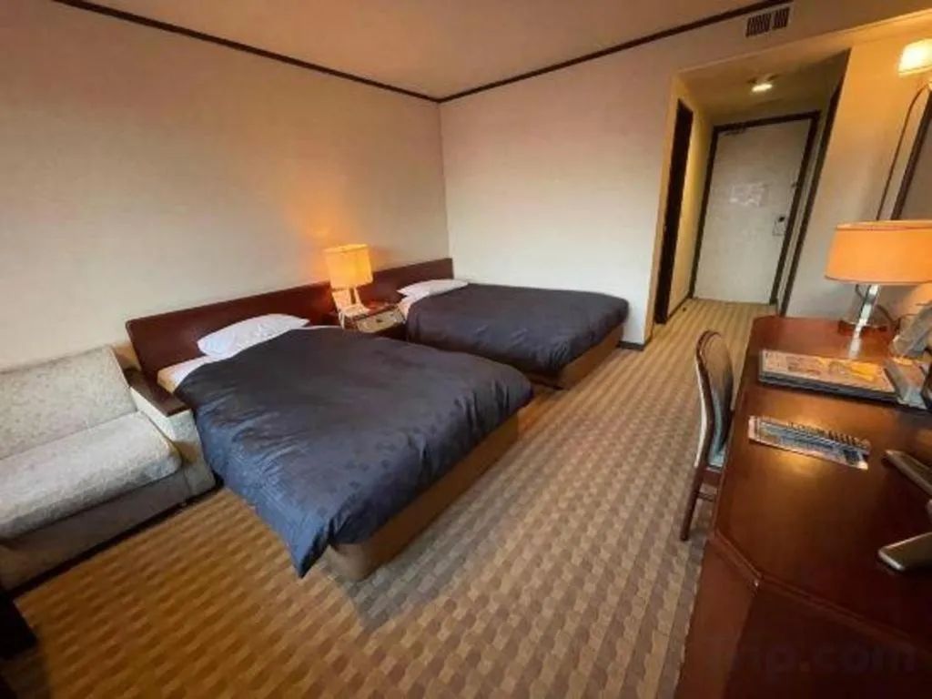 Bed in Gifu Grand Hotel