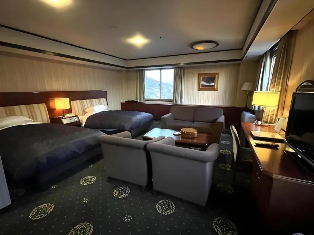 Bed in Gifu Grand Hotel