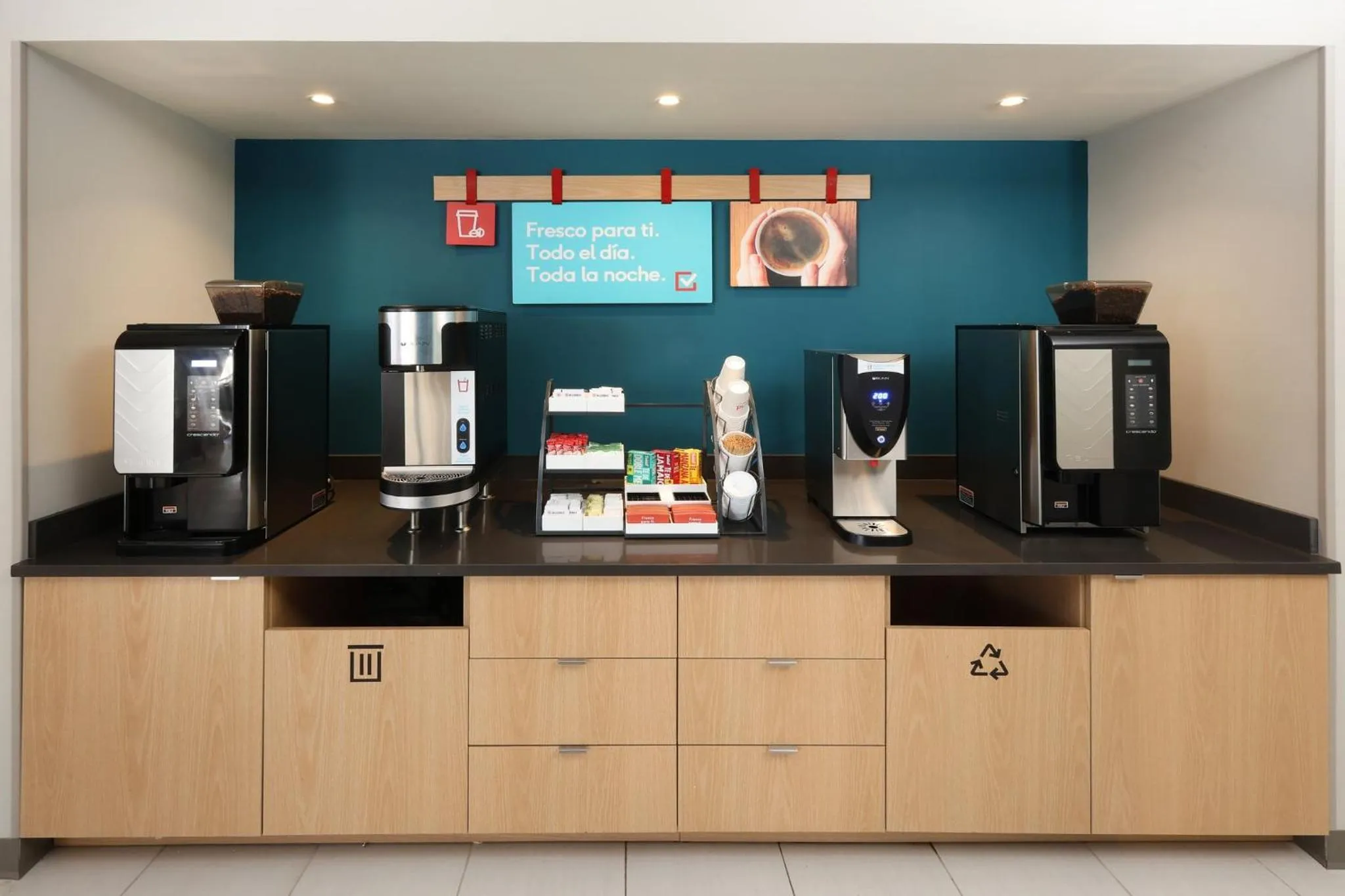 Restaurant/places to eat in avid hotel Guadalajara Aeropuerto Norte