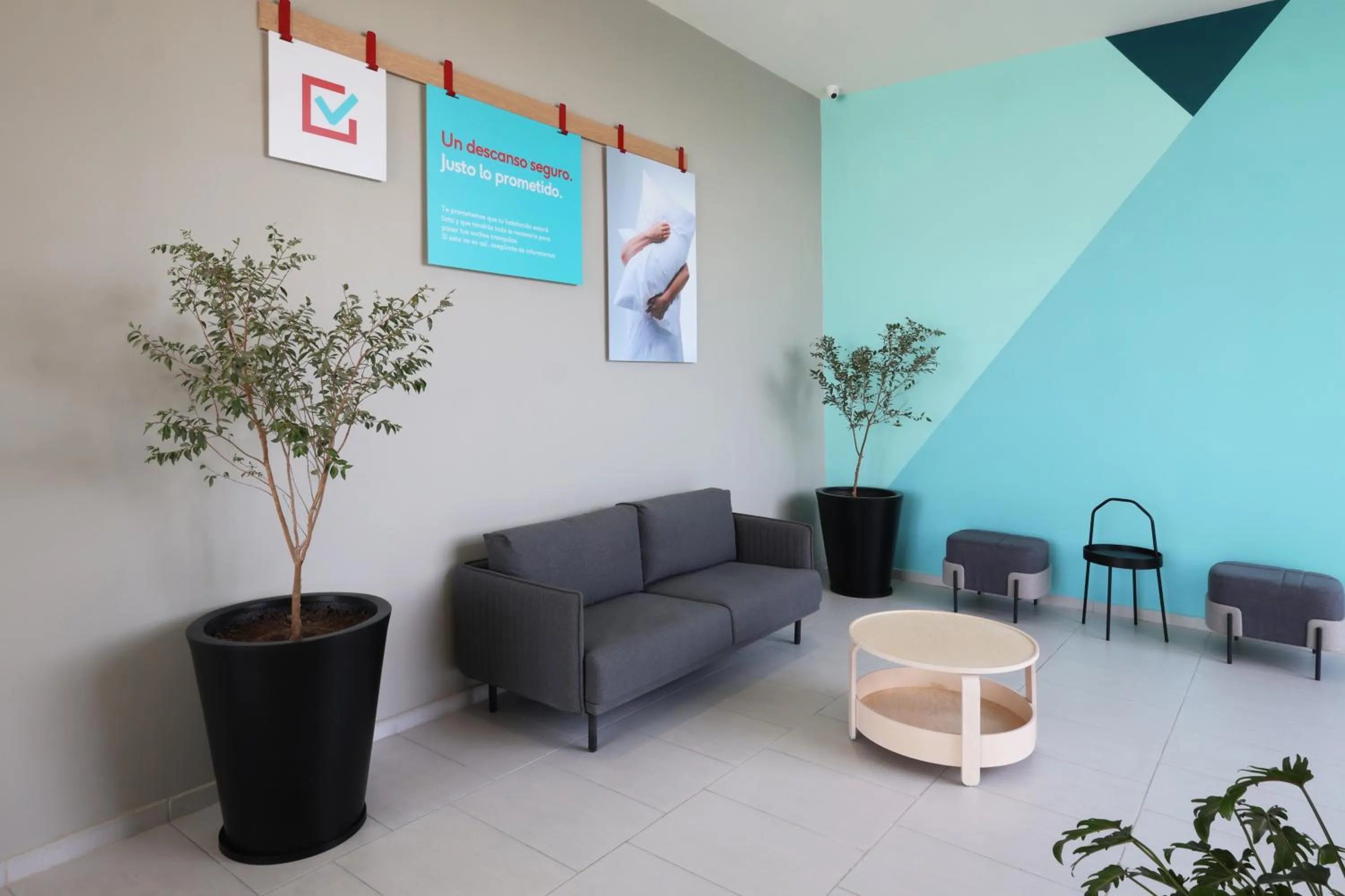 Living room in avid hotel Guadalajara Aeropuerto Norte