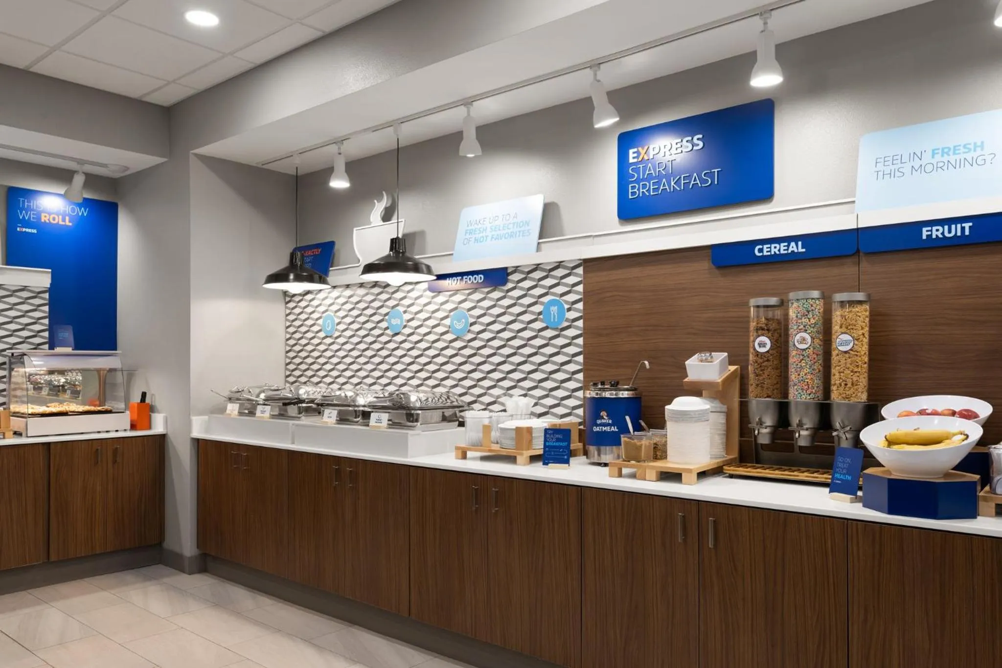 Breakfast in Holiday Inn Express & Suites Meridian I-20 by IHG