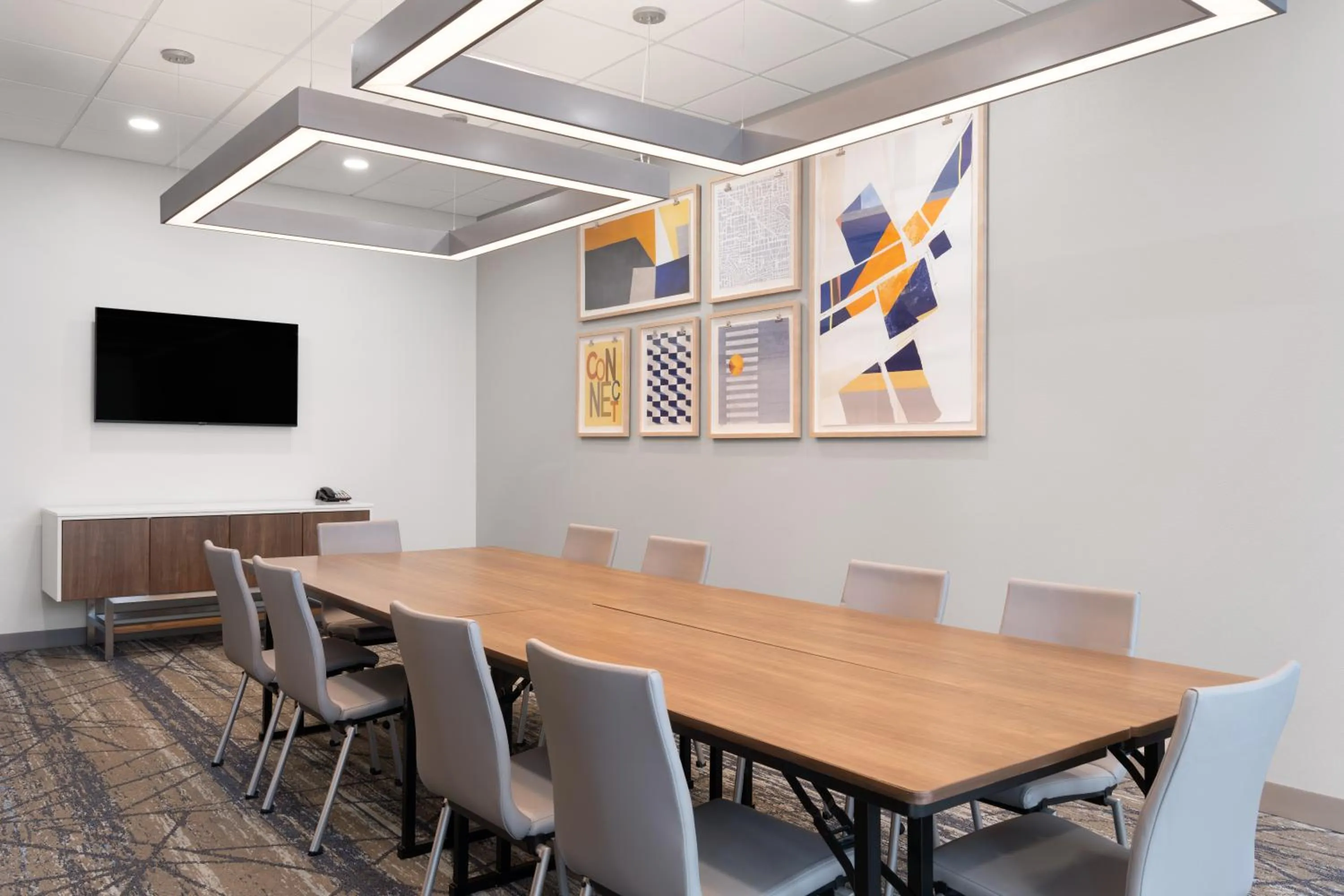 Meeting/conference room in Holiday Inn Express & Suites Meridian I-20 by IHG
