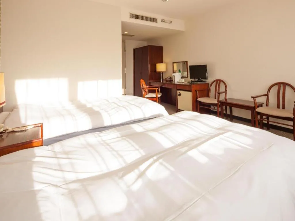 Bed in Fukuyama Terminal Hotel