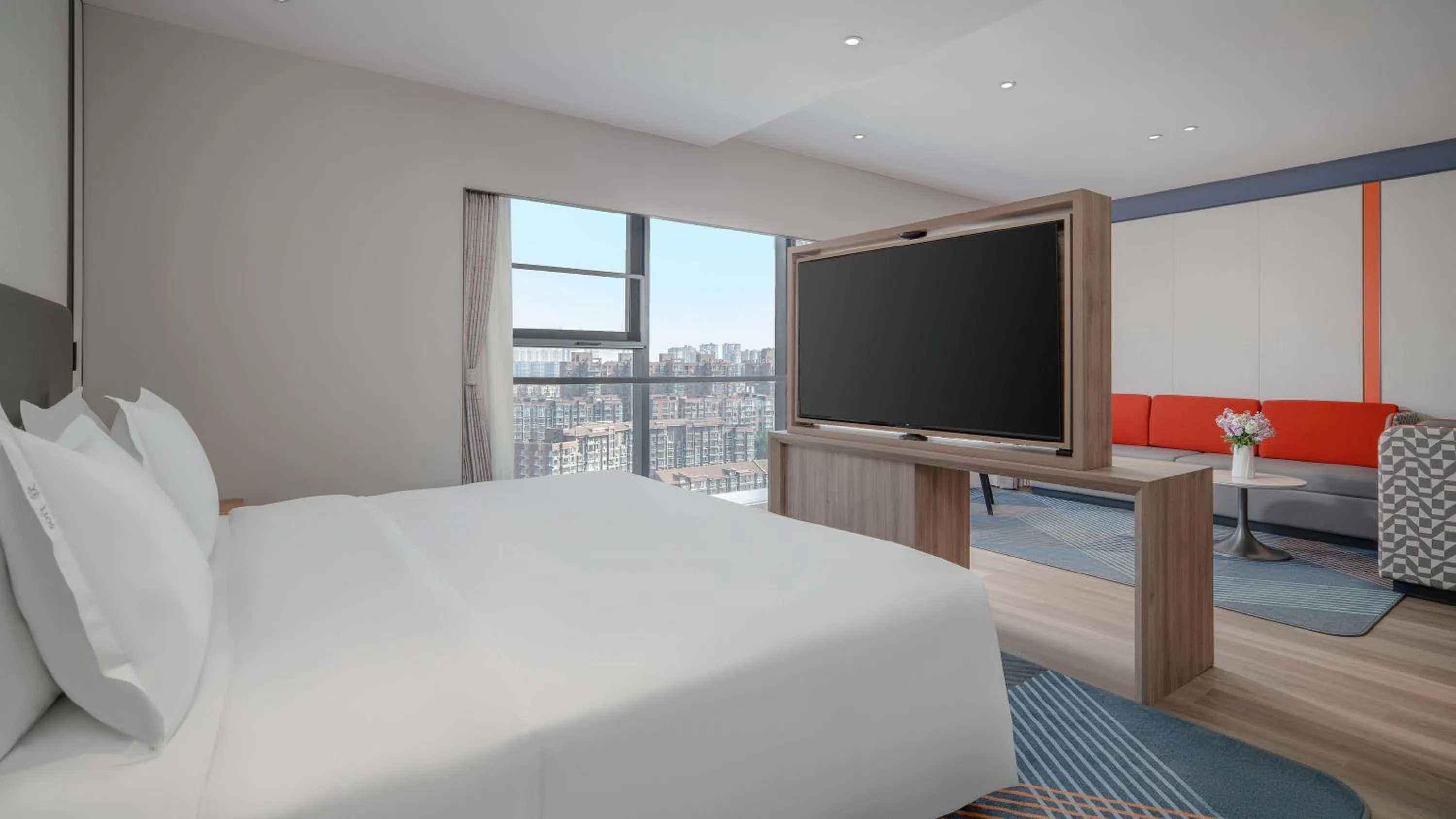 Bed in Holiday Inn Express Xi'an Fengdong by IHG