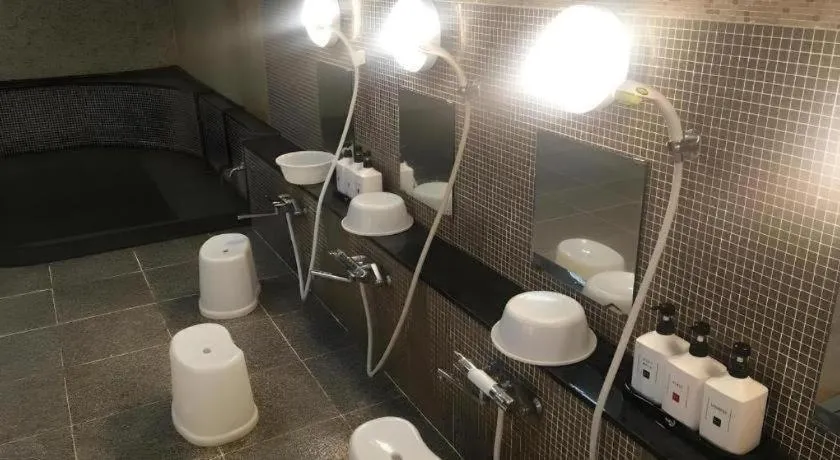 Tokyo Business Hotel