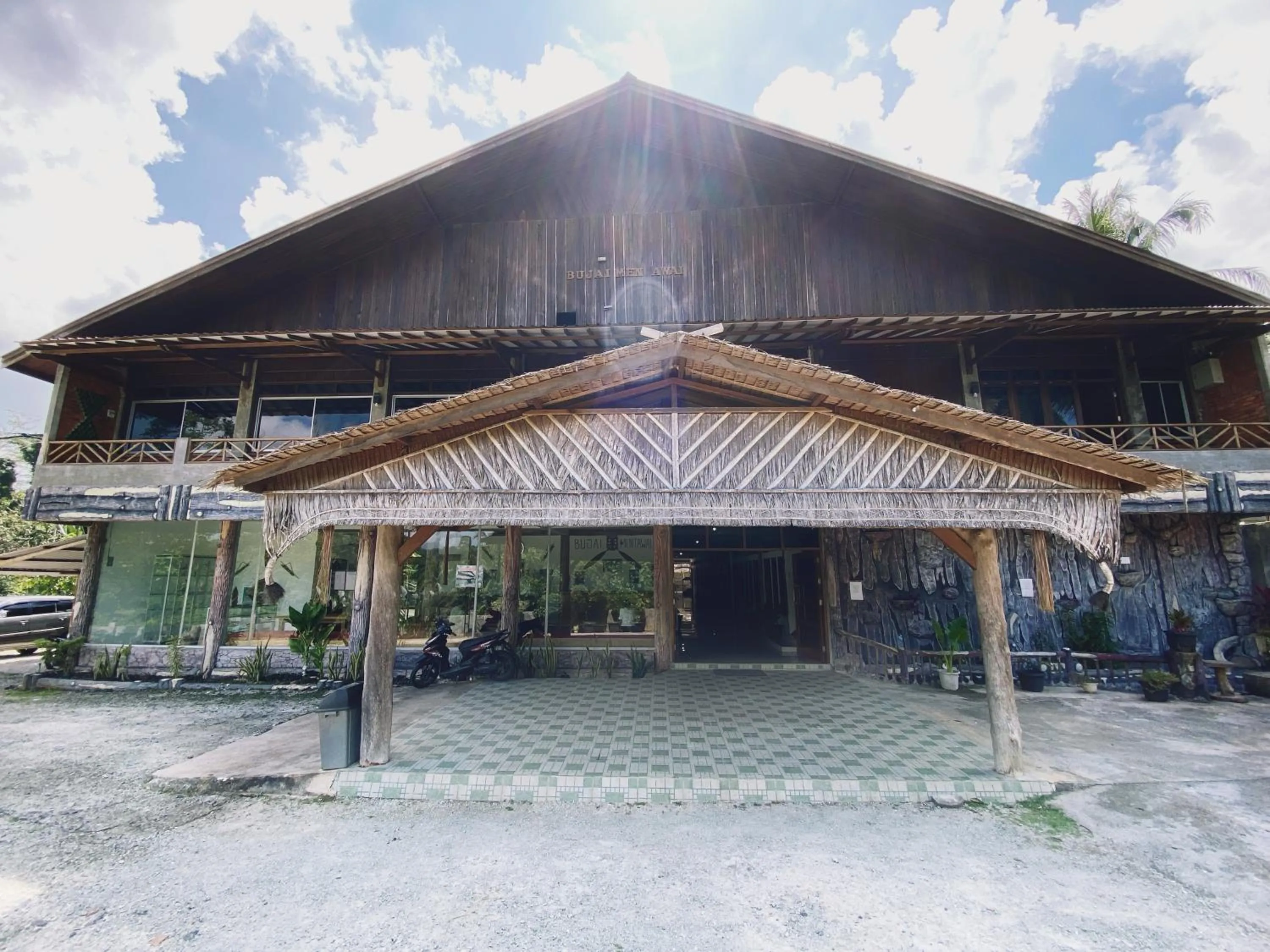 Property building in Bujai Mentawai Griya Hotel