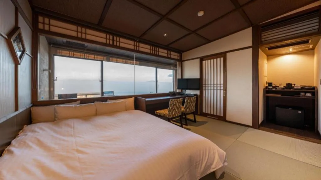 Bed in Hotel Matsumotoro