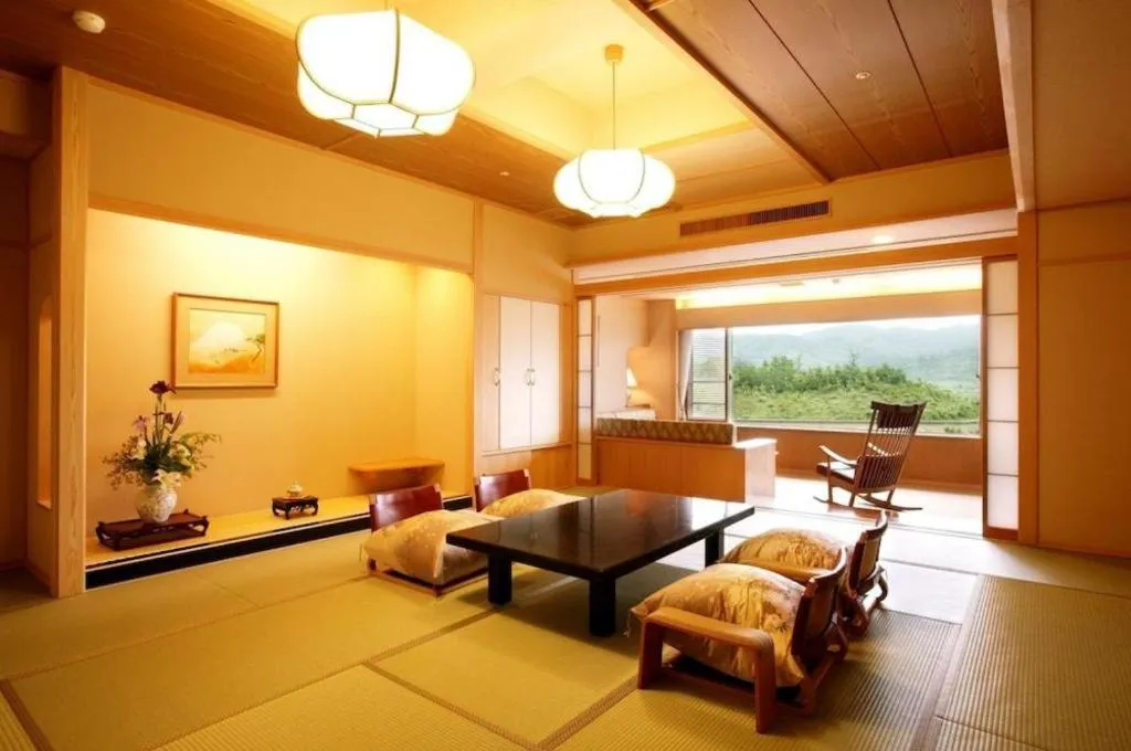 Bed in Shiratamano Yu Senkei