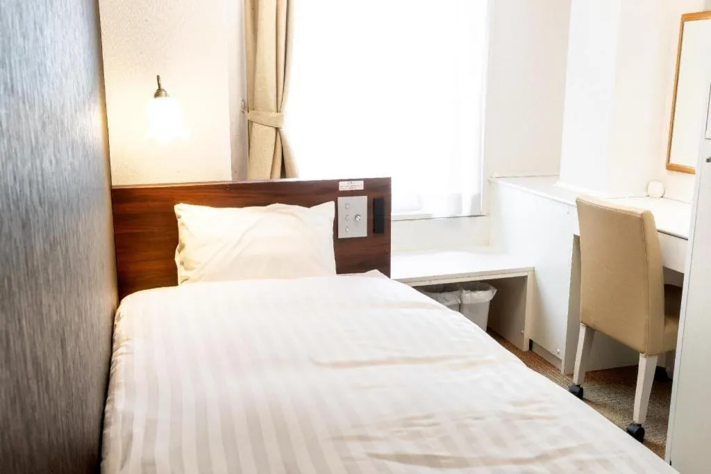 Bed in Hotel Annex Check In Shimbashi