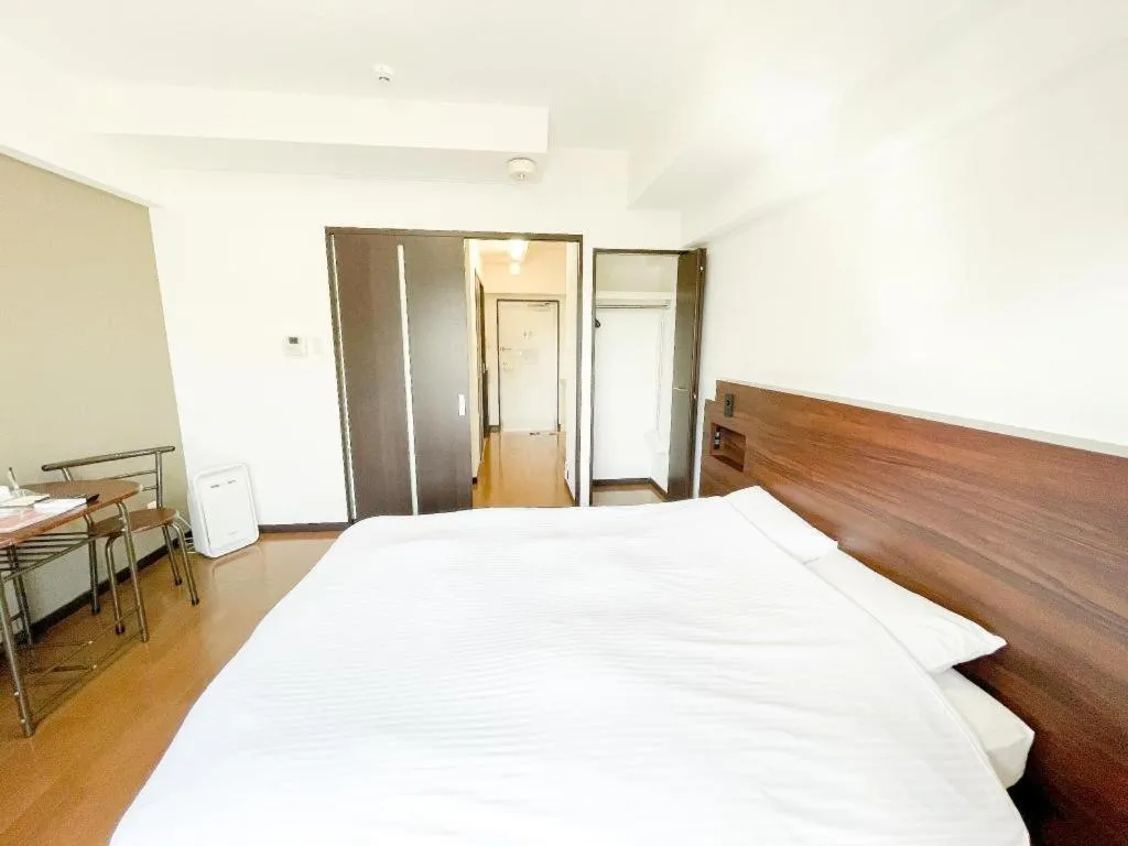 Bed in Villa Coast Nishimachi - Guesthouse in Okinawa