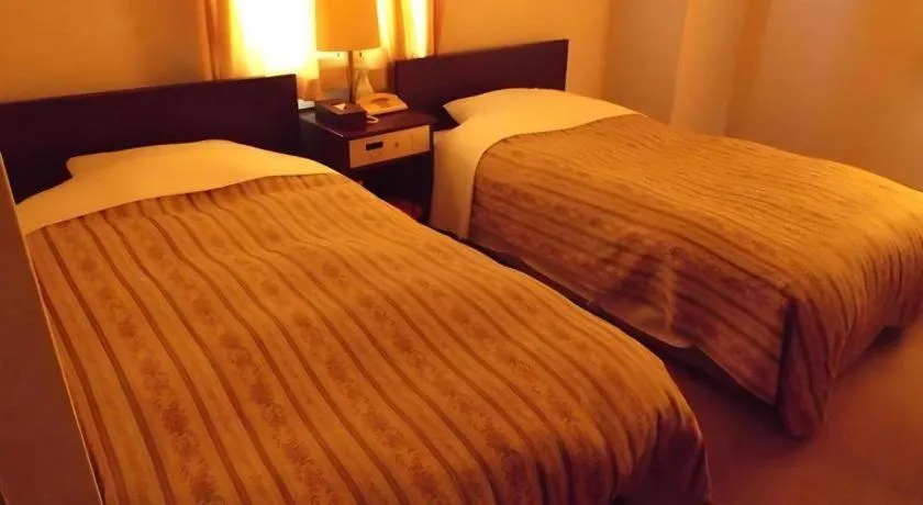 Bed in Business Green Hotel Hino