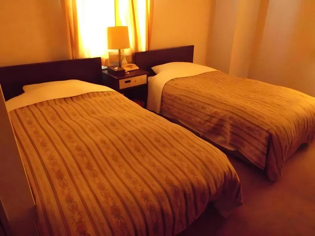 Bed in Business Green Hotel Hino