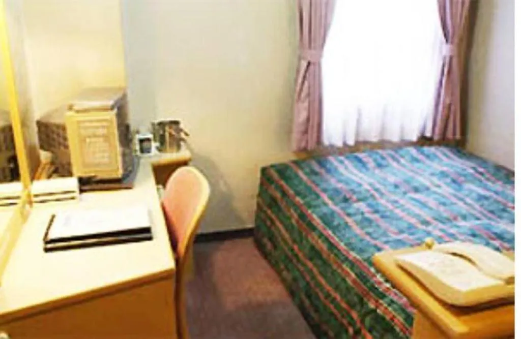 Bed in Hotel Half Time