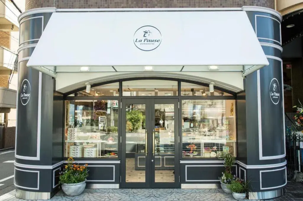 Hotel Half Time Hotel Half Time