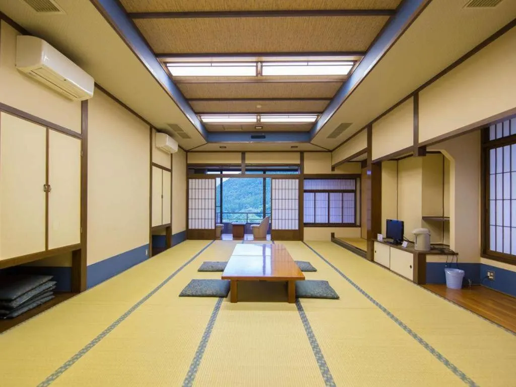 Yufuin Onsen Yufuin Nanairo no Kaze