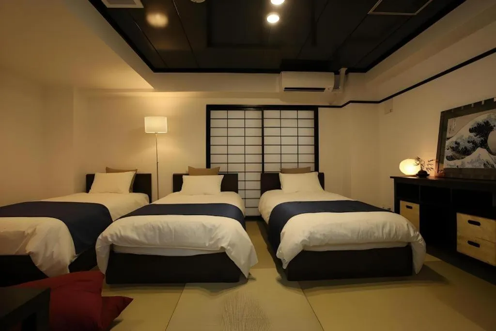 Bed in Rozy Hotel Namba