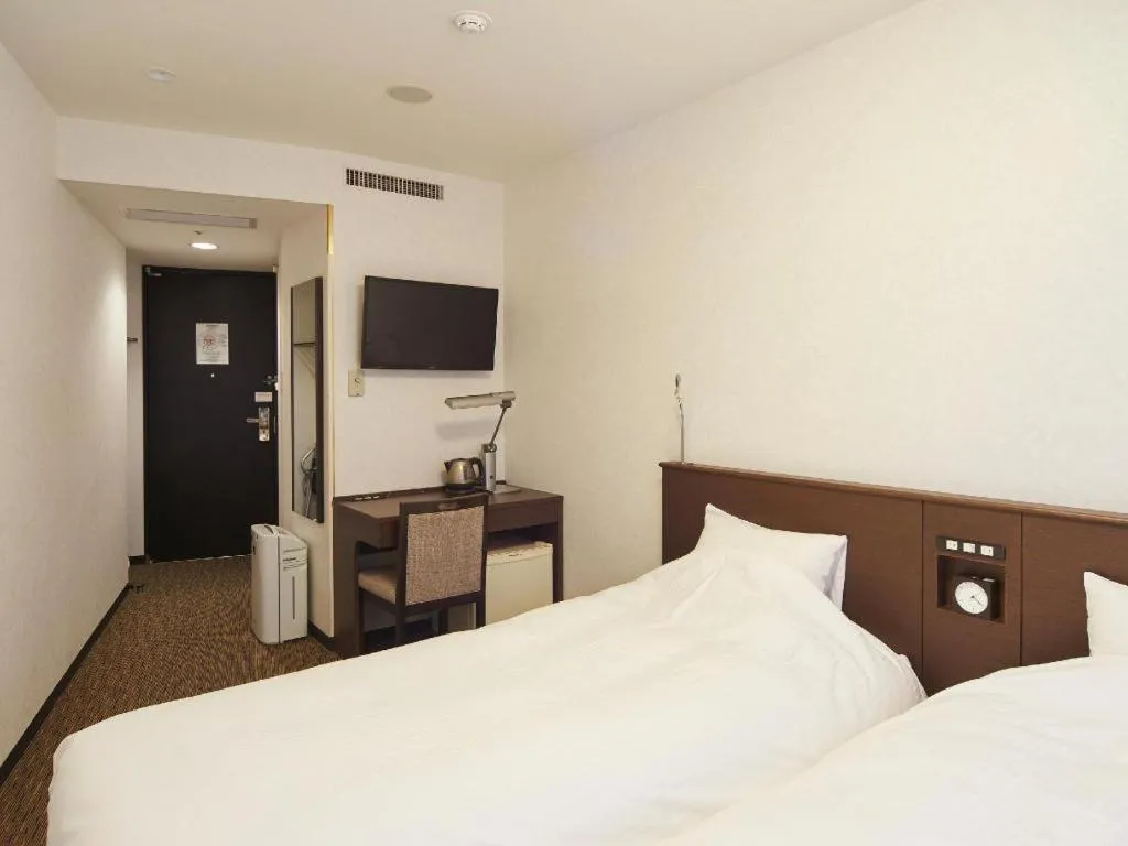 Bed in Osaka Dai-ichi Hotel