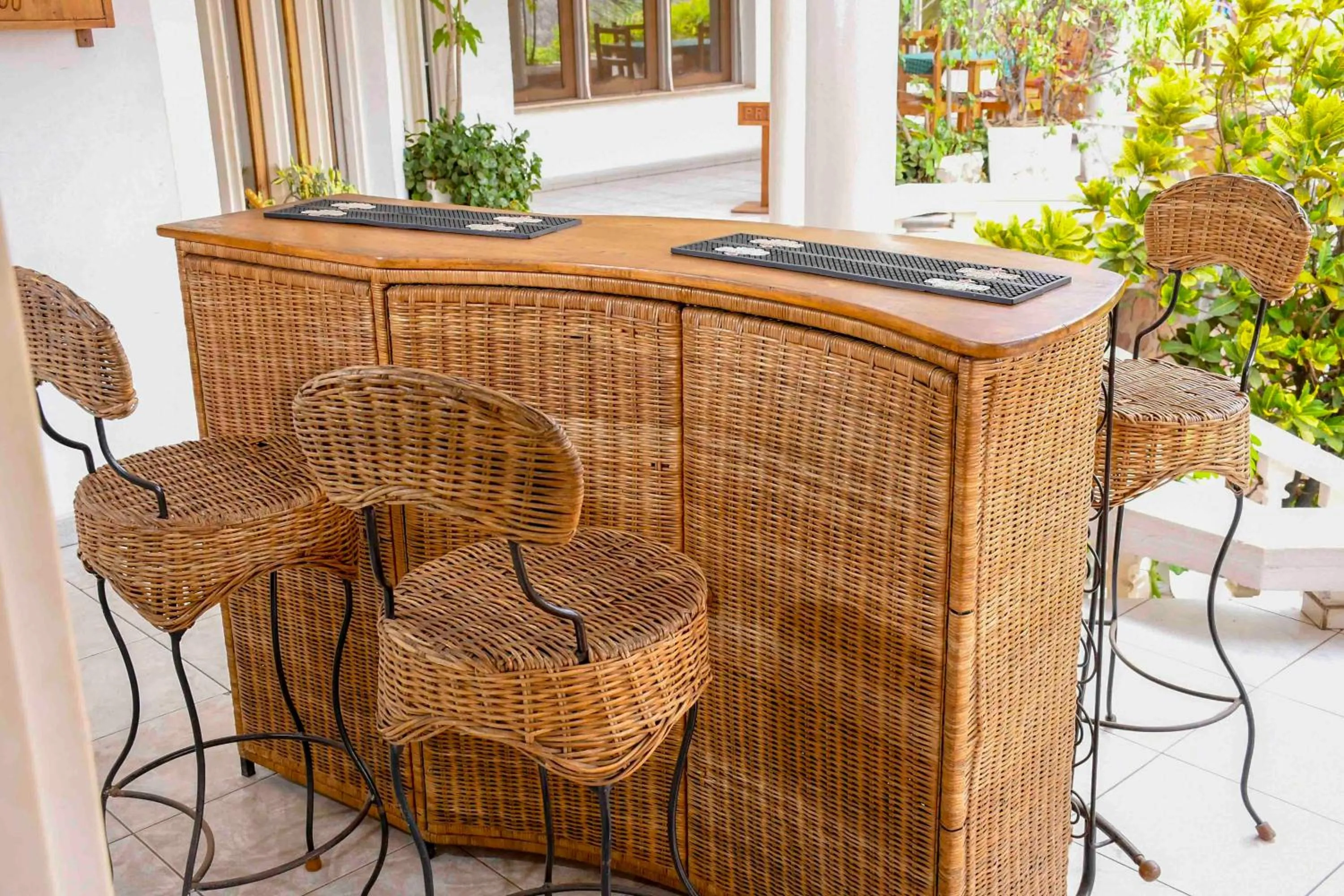 Lounge or bar in Kiriri Residence Hotel