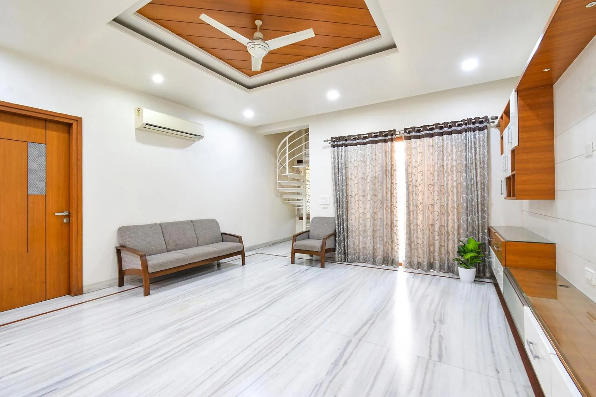 Lobby or reception in FabHotel De Alphabet II - Nr Ameerpet Metro Station