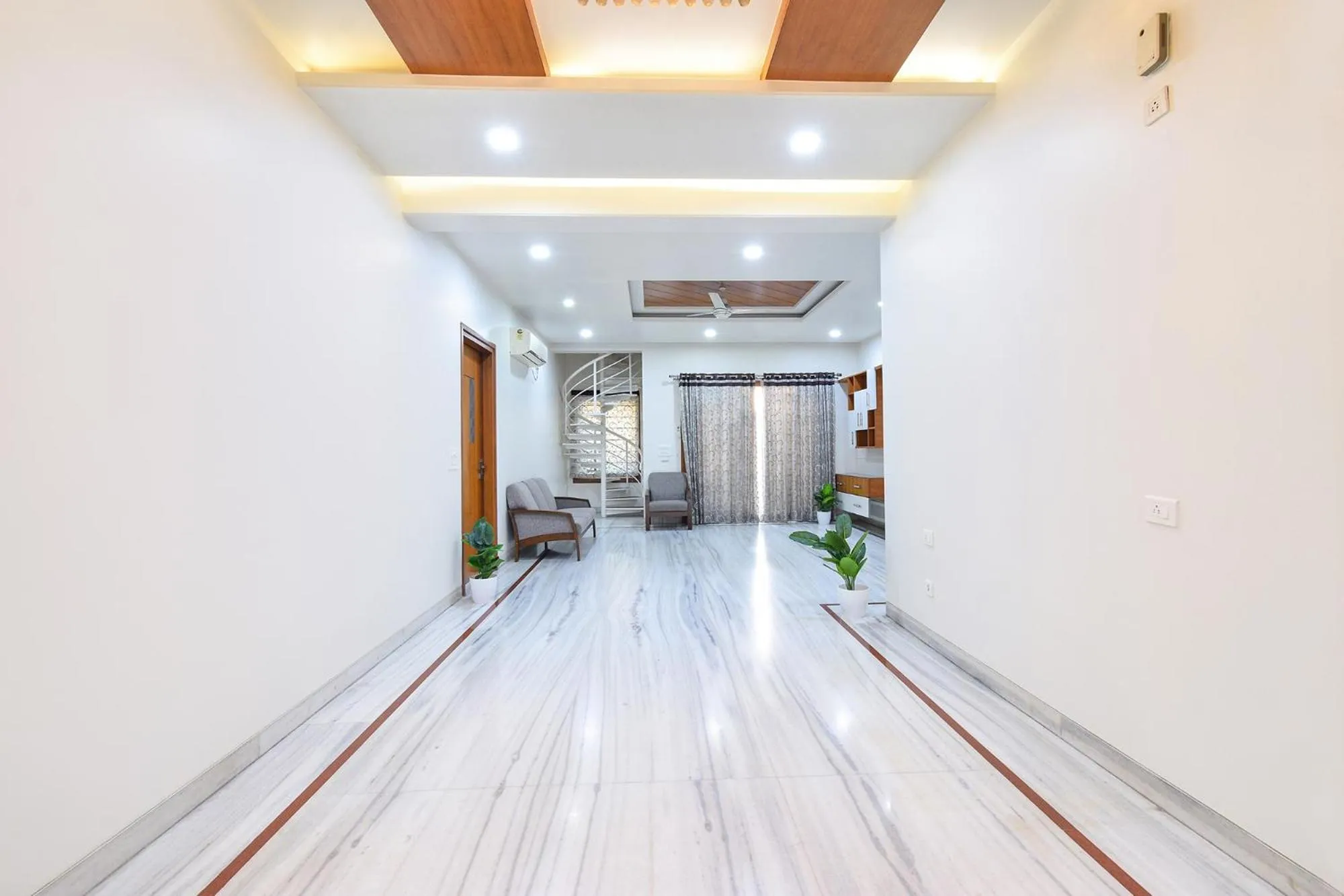 Lobby or reception in FabHotel De Alphabet II - Nr Ameerpet Metro Station