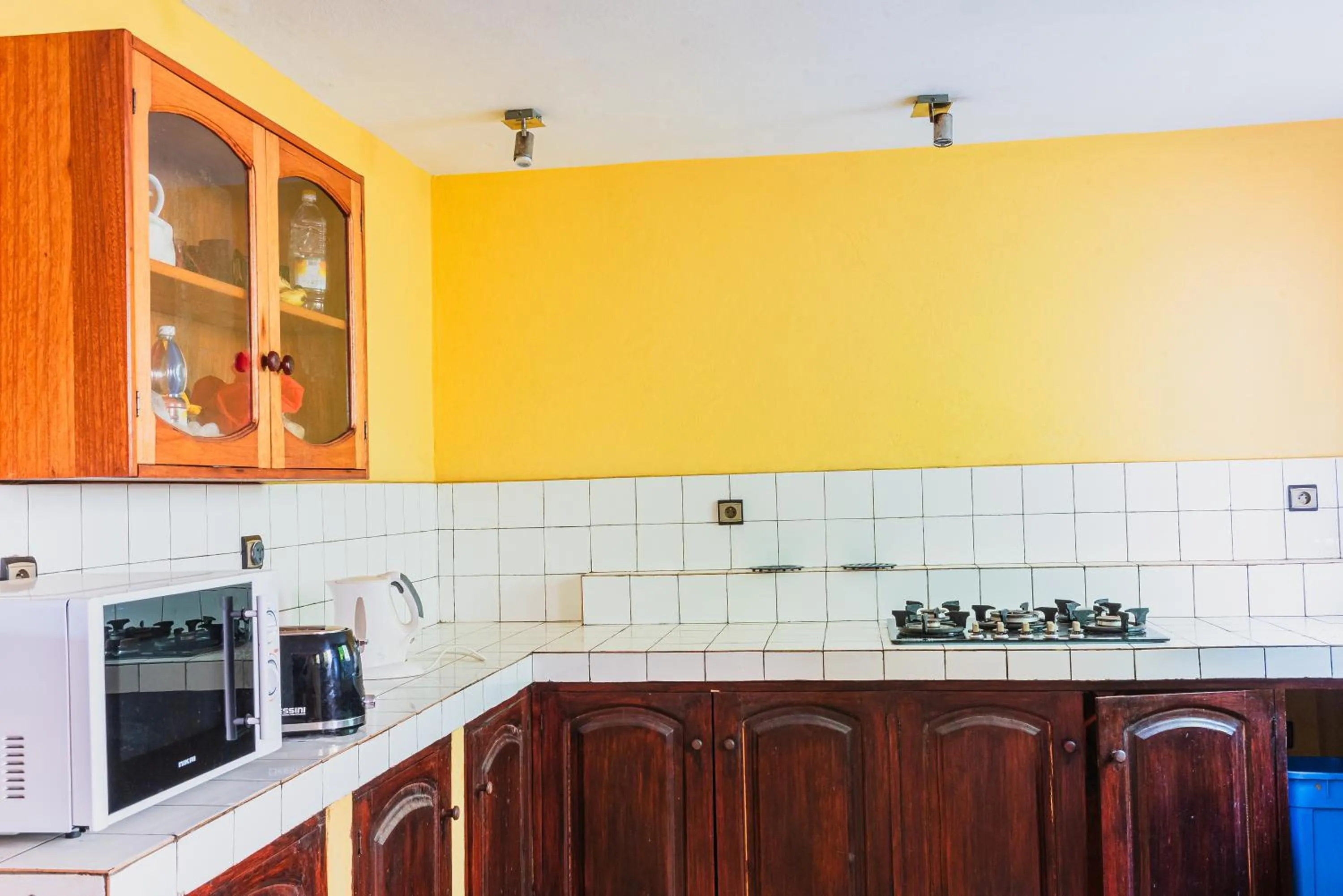 Kitchen or kitchenette in Aparthotel Jardin Tropical