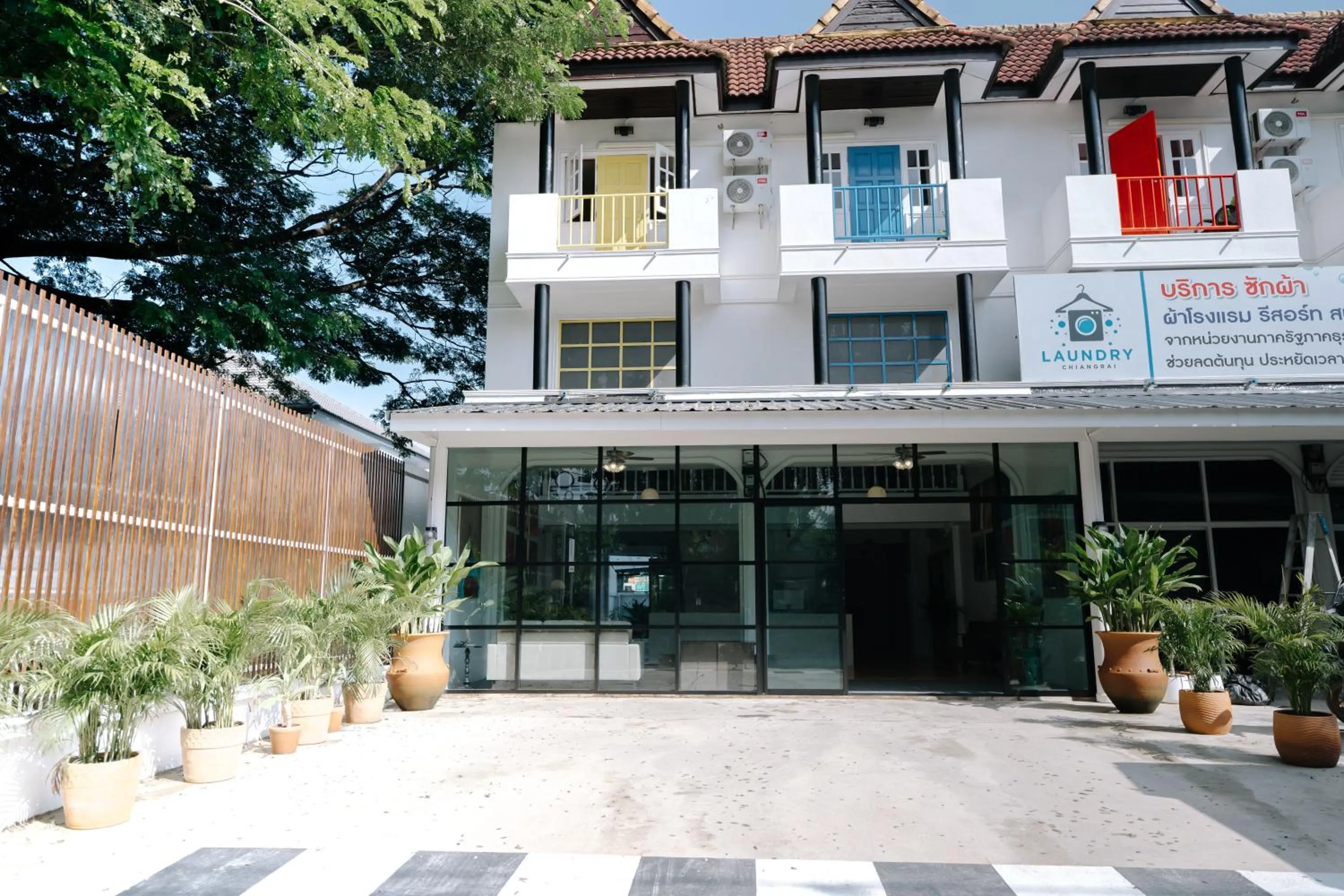 Facade/entrance in B&B Chiangrai