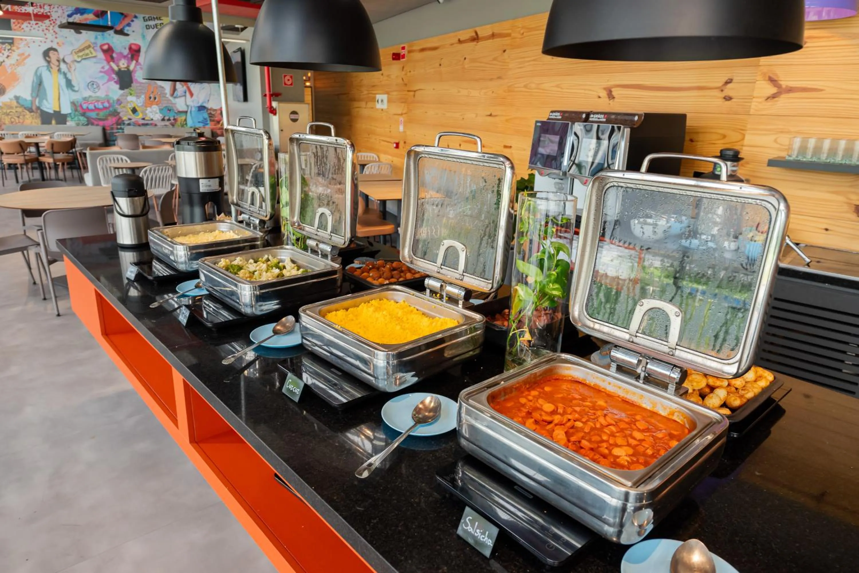 Buffet breakfast in Ibis Budget Guarulhos Aeroporto