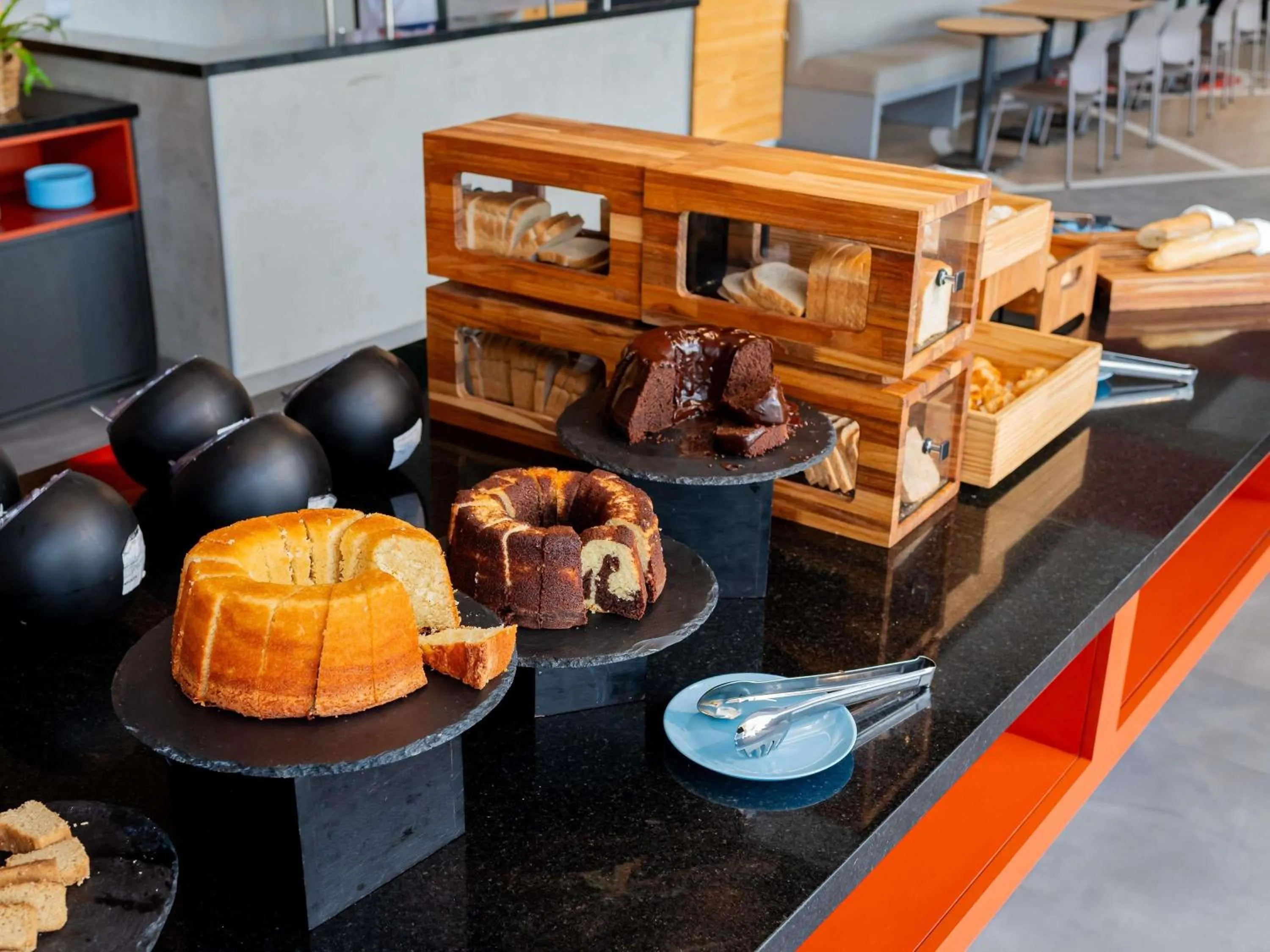 Restaurant/places to eat in Ibis Budget Guarulhos Aeroporto