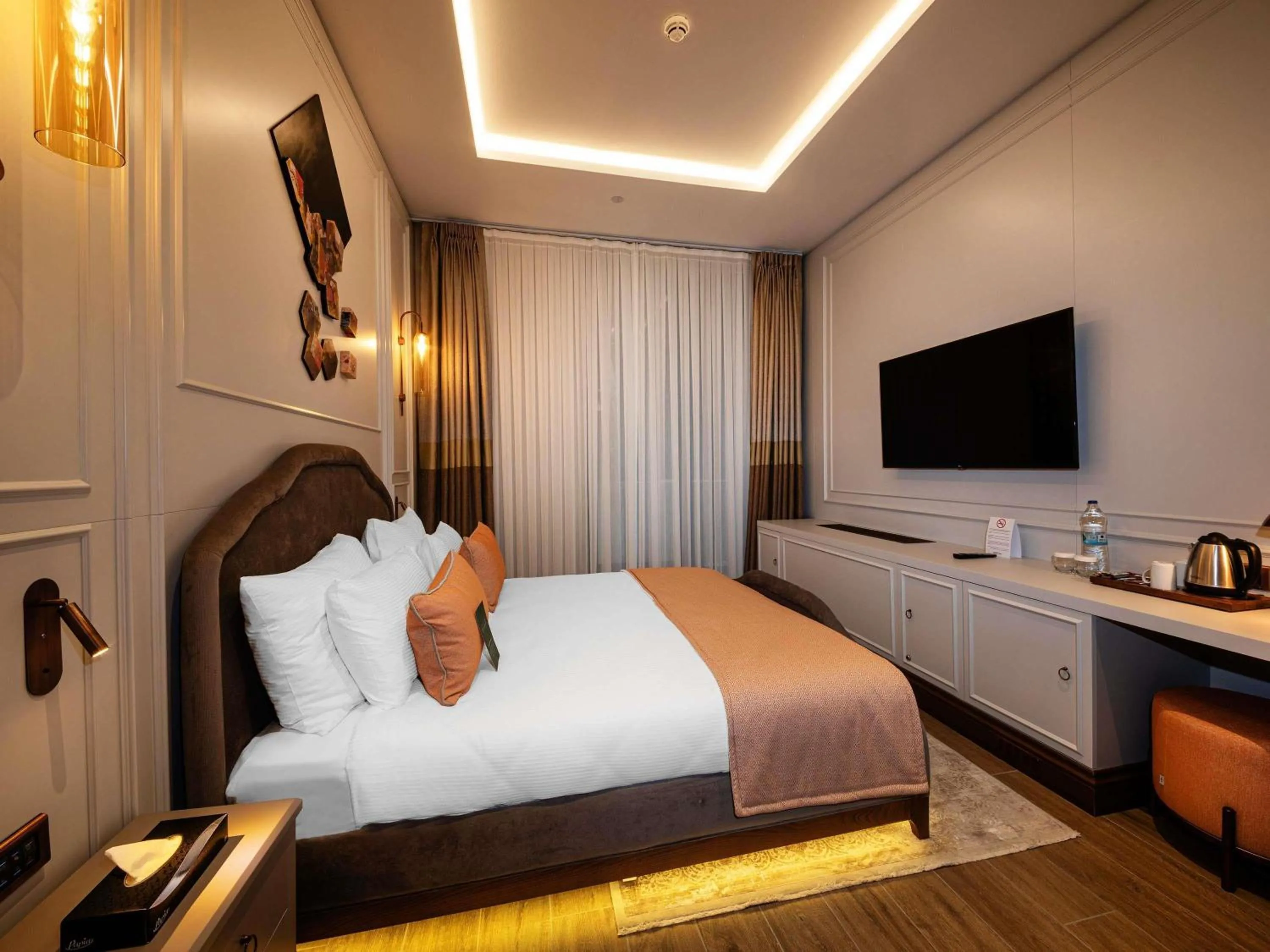 Bedroom, Bed in Levni Istanbul Hotel Handwritten Collection by ACCOR