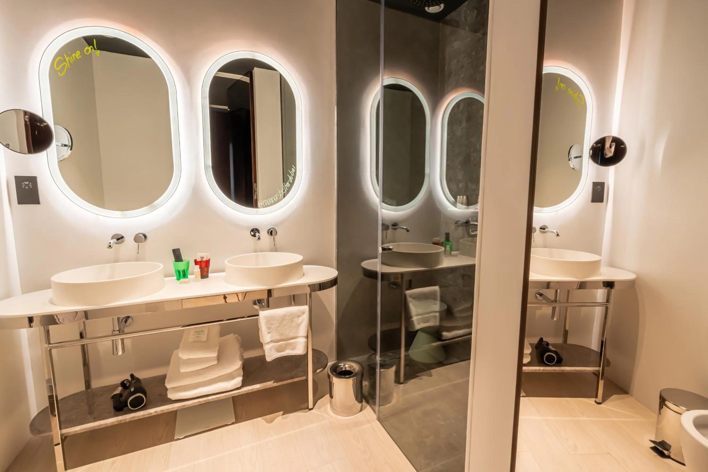 Shower in Mama Shelter Dubai