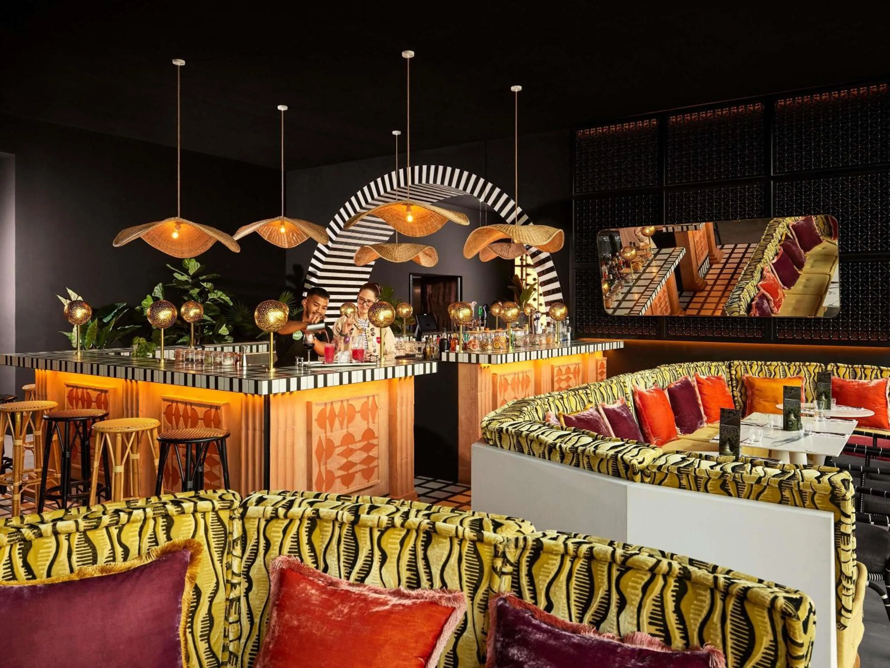 Lounge or bar in Mama Shelter Dubai