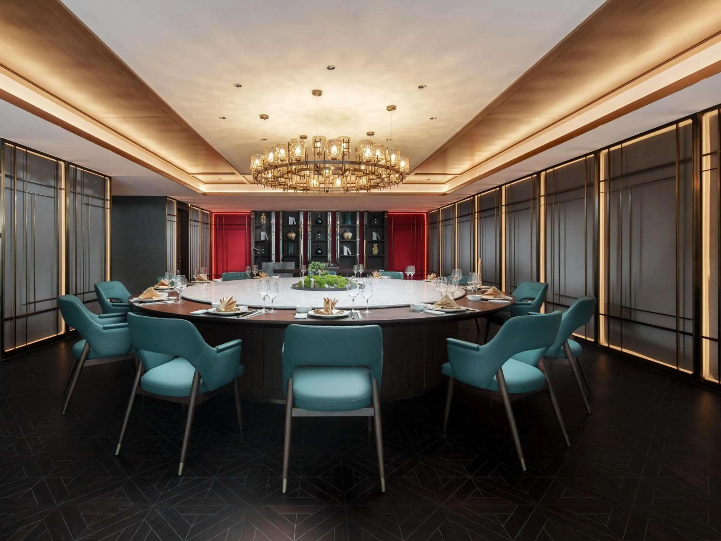 Restaurant/places to eat in Grand Mercure Hangzhou Qingshan Lake