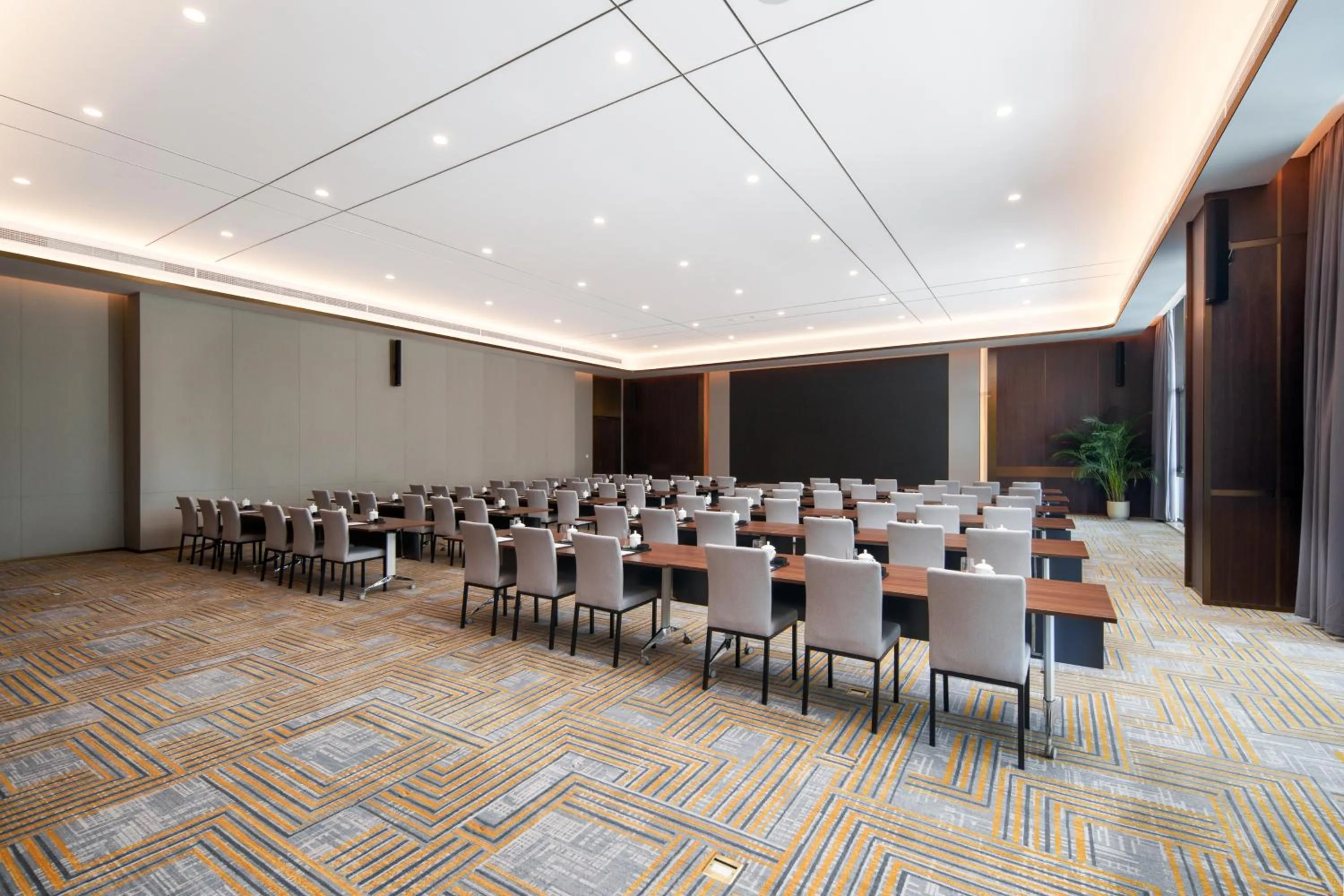 Grand Mercure Hangzhou Qingshan Lake